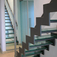 Projekt Bereich Wohngebäude und Einrichtung - Glastreppe in Einfamilienhaus